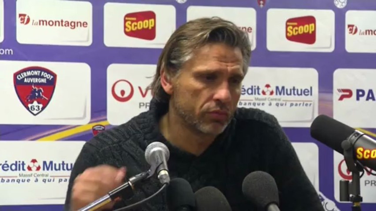 Conférence de presse Clermont Foot - AC Arles Avignon : Régis BROUARD (CFA) - Franck  DUMAS (ACA) - saison 2012/2013