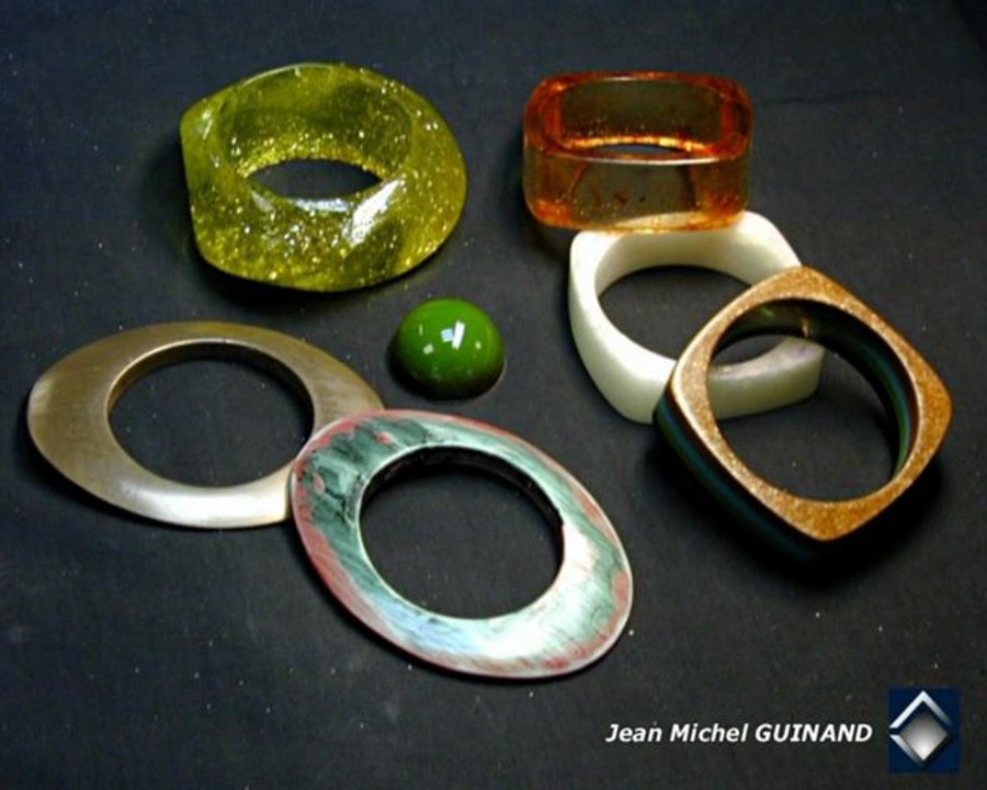 Moulage bijoux en résine