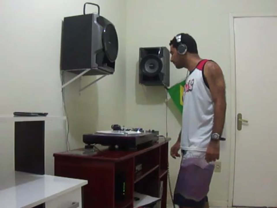 DJ Vagner Mendes