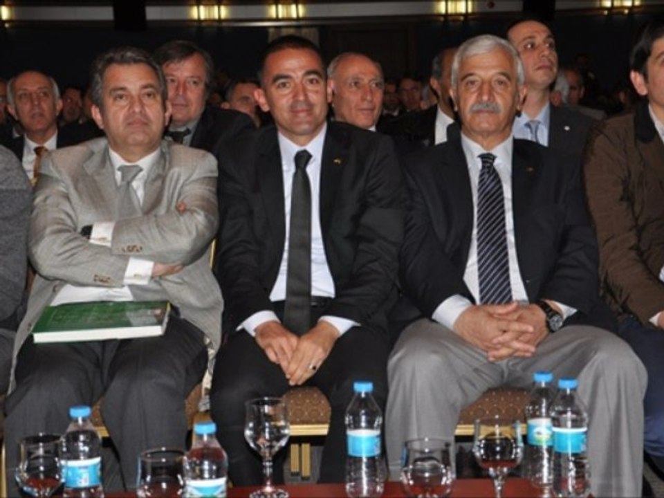 Ödül Töreninden Slayt Görüntüsü