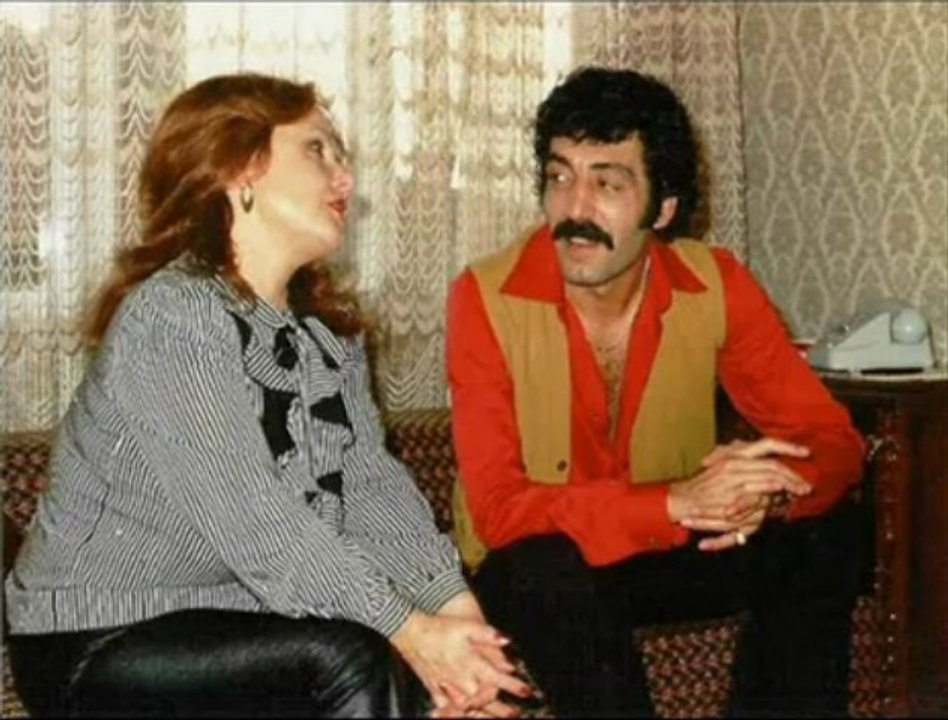 Müslüm Gürses - Şarkılar Senin İçin - Seslidus.com Ailesi