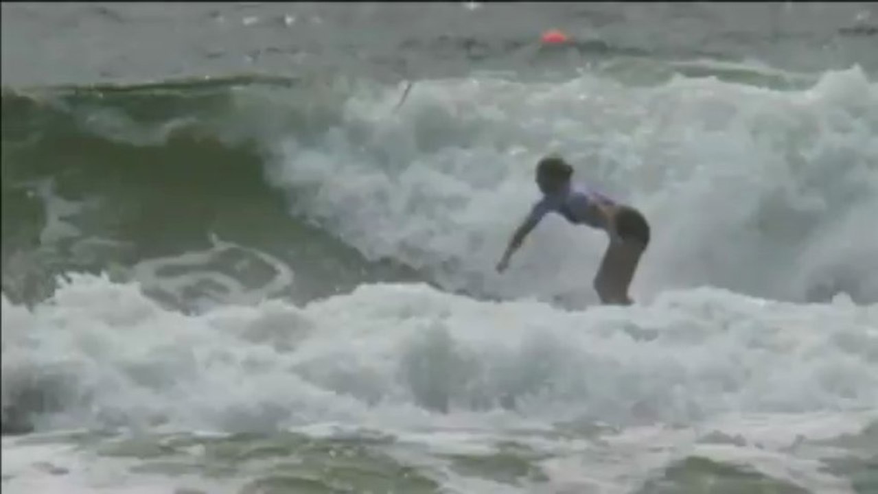 Surfen: Teenie Wright rockt die Gold Coast