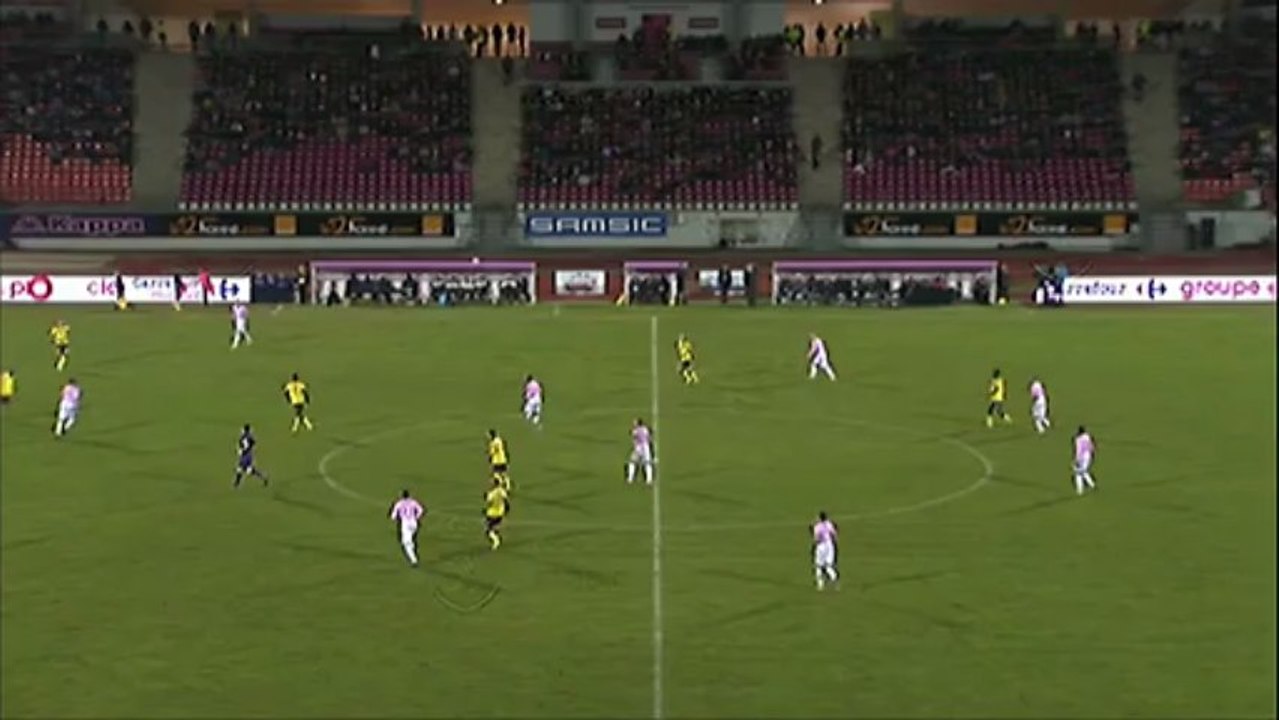 But Cédric BAKAMBU (53ème) - Evian TG FC - FC Sochaux-Montbéliard (5-1) - saison 2012/2013