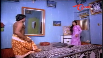 Comedy Scene - Madhavi Shocks Seeing Chiranjeevi Nude