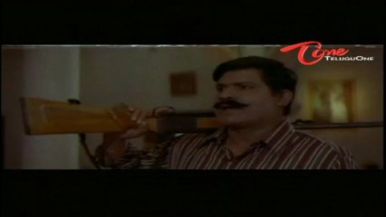 Tanikella Bharani Challenges Venu Madhav with a Rusty Gun