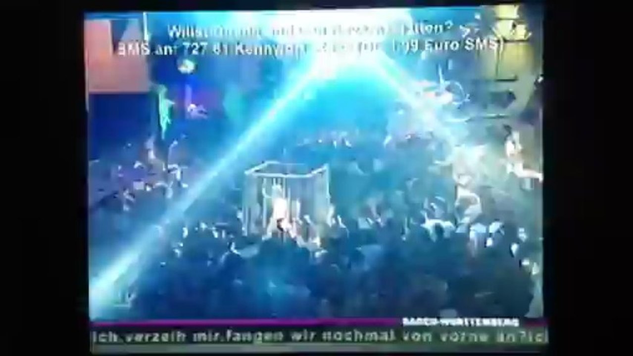 B-TV Rave 8