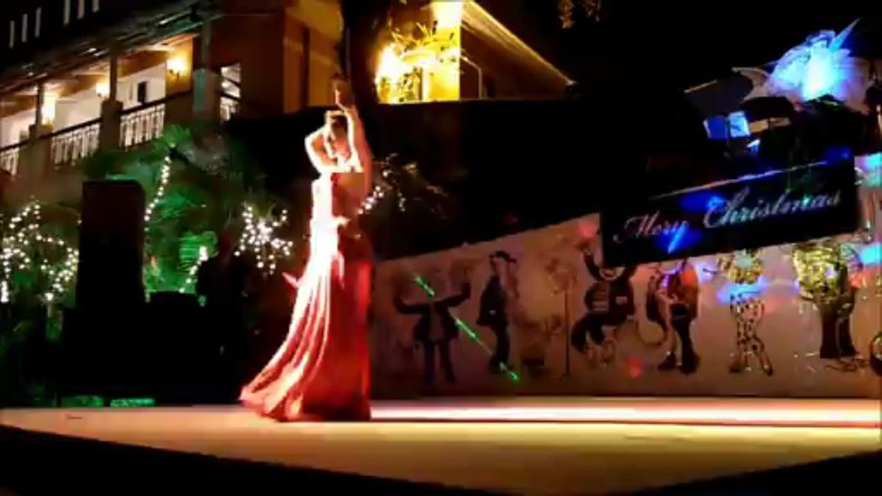 teya belly dance.