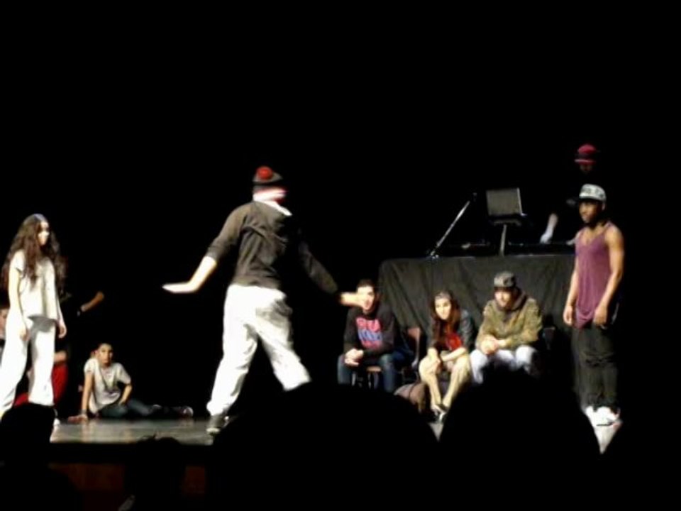 Battle Hip Hop Théâtre Le Rhône 5/3/2013