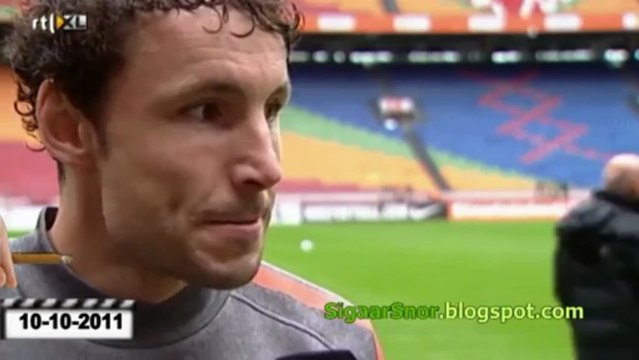 Van der Vaart en van Bommel over Televizier nominatie van Johan Derksen