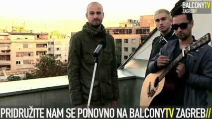 LADY FRIENDS AND FLOWERS