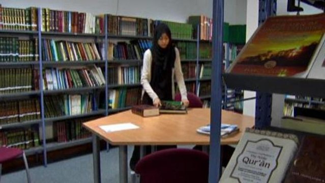 UK student-loan system angers some Muslims