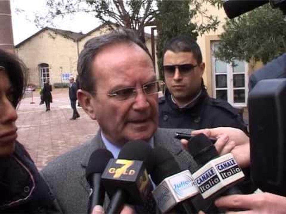 Napoli - La commissione regionale a Citta della scienza (08.03.13)