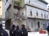 Napoli - Crollo palazzo Chiaia, sfollati, ancora emergenza (06.03.13)