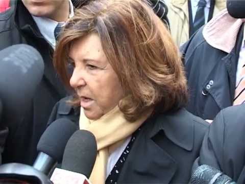 Napoli - Rogo Città della Scienza. La visita di Severino 1 (06.03.13)