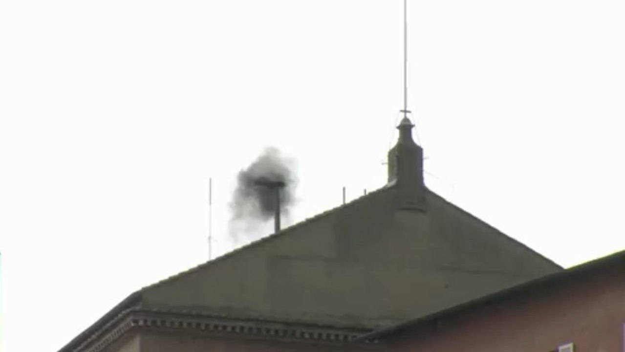 Hoping for a pope on rainy second day of conclave