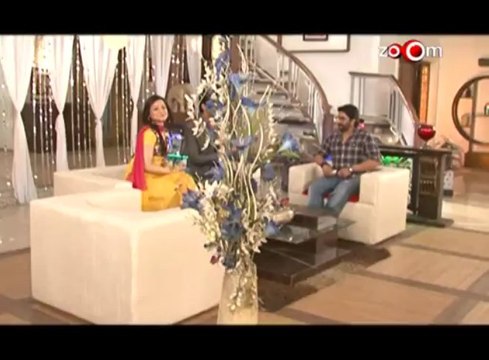 Bipasha promotes Aatma, Arshad promotes Jolly LLB on TV shows