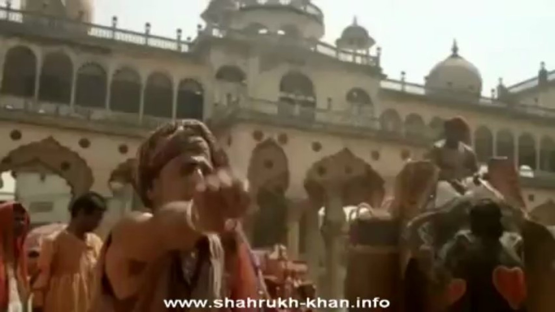 ⁣Lipton Tea with SRK @iamsrk song #KKHH - Russian advertising 2012