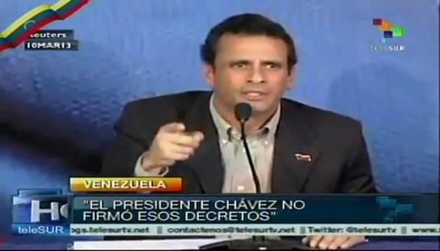 El presidente nunca firmó esos decretos, asegura Capriles