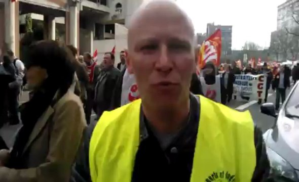 MANIFESTATION 5 MARS 2013 LILLE CONTRE LA FLEXI-SÉCURITÉ JOURNAL LE COMMUN'ART E-MON-SITE.COM
