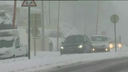 Neige et chaussées verglacées dans la Manche et le Pas-de-Calais