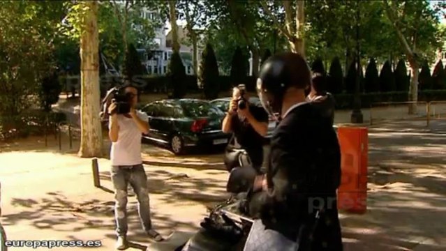 Bermúdez admite la querella de IU contra Bárcenas