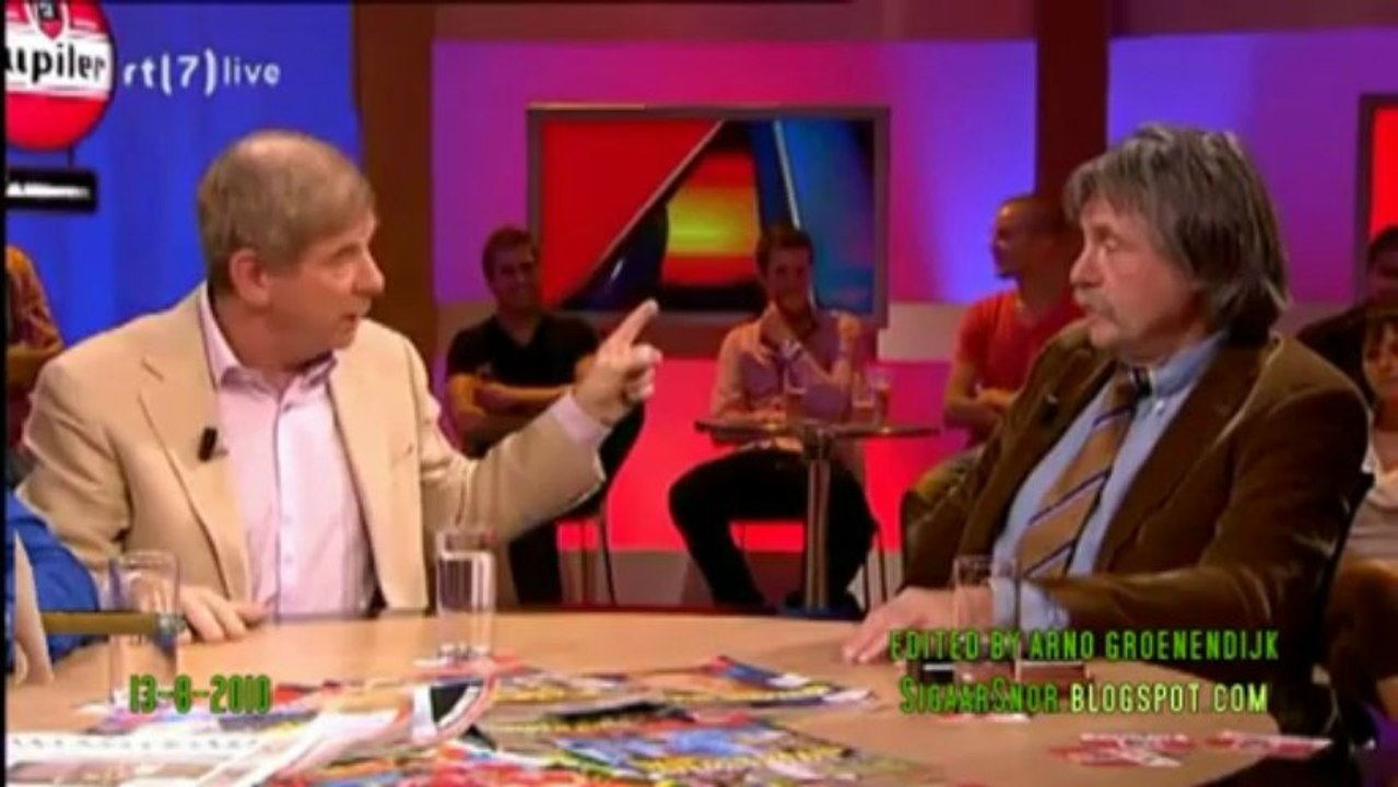 Johan Derksen in verhitte discussie met Frits Barend over WK 2018