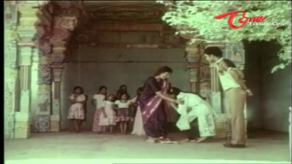 Temple Comedy Scene Between Paaru - Dance Teacher