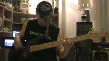 Get on the good foot  James Brown bass cover Bob Roha