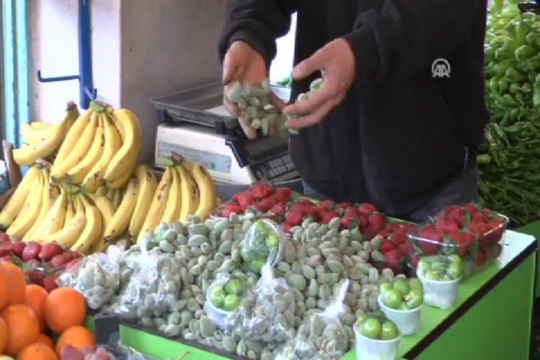 İki ekmek fiyatına bir erik