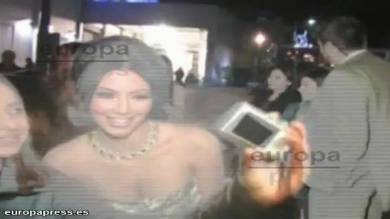 Tratamiento de belleza con sangre de Kim Kardashian