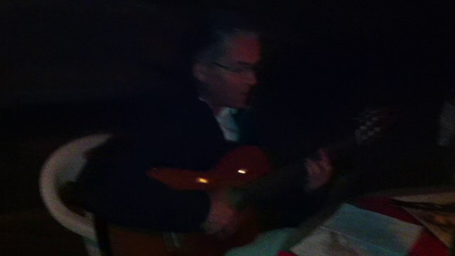 Jean-Claude Cintas chante C'est extra de Léo Ferré