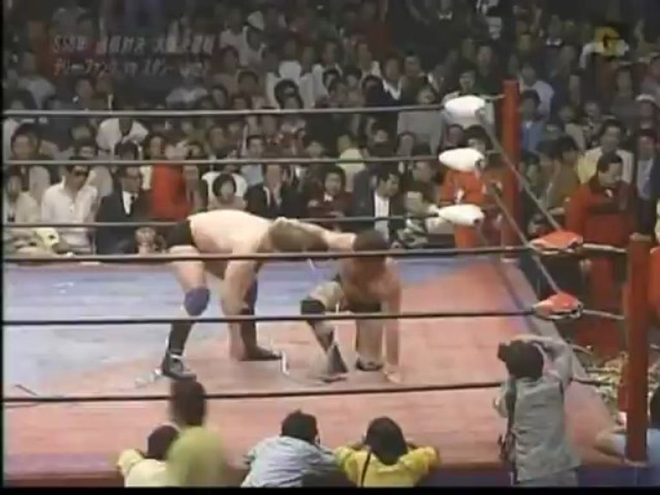 Terry Funk vs Stan Hansen - (AJPW 04/14/83)