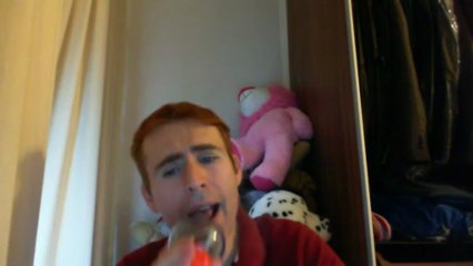 Wiwi égratigne "like flames" de Berlin