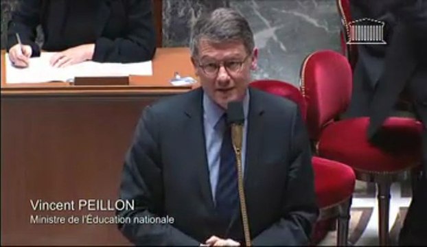 [ARCHIVE] Refondation de l’École : réponse de Vincent Peillon à la question de la députée Colette Langlade (groupe Socialiste, Radical, Citoyen et divers gauche)