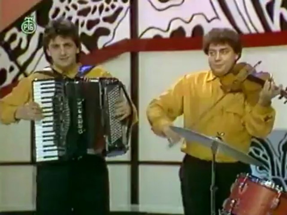 Dzej Ramadanovski - Hej mala malena