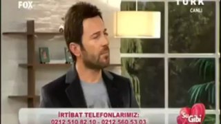 Seslisensizim,Songül Karlı Canlı yayında Eşi kızınca kıyafetini değiştirdi! - YouTube,Seslisensizim.com