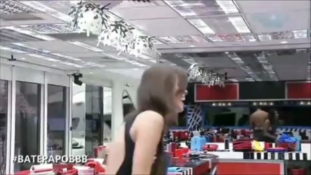 VT da eliminada do BBB13, Kamilla.