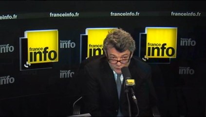 Borloo lance un cri d'alarme sur le bâtiment