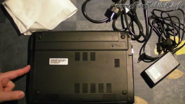 Unboxing di Acer TravelMate B113 - esclusiva mondiale !