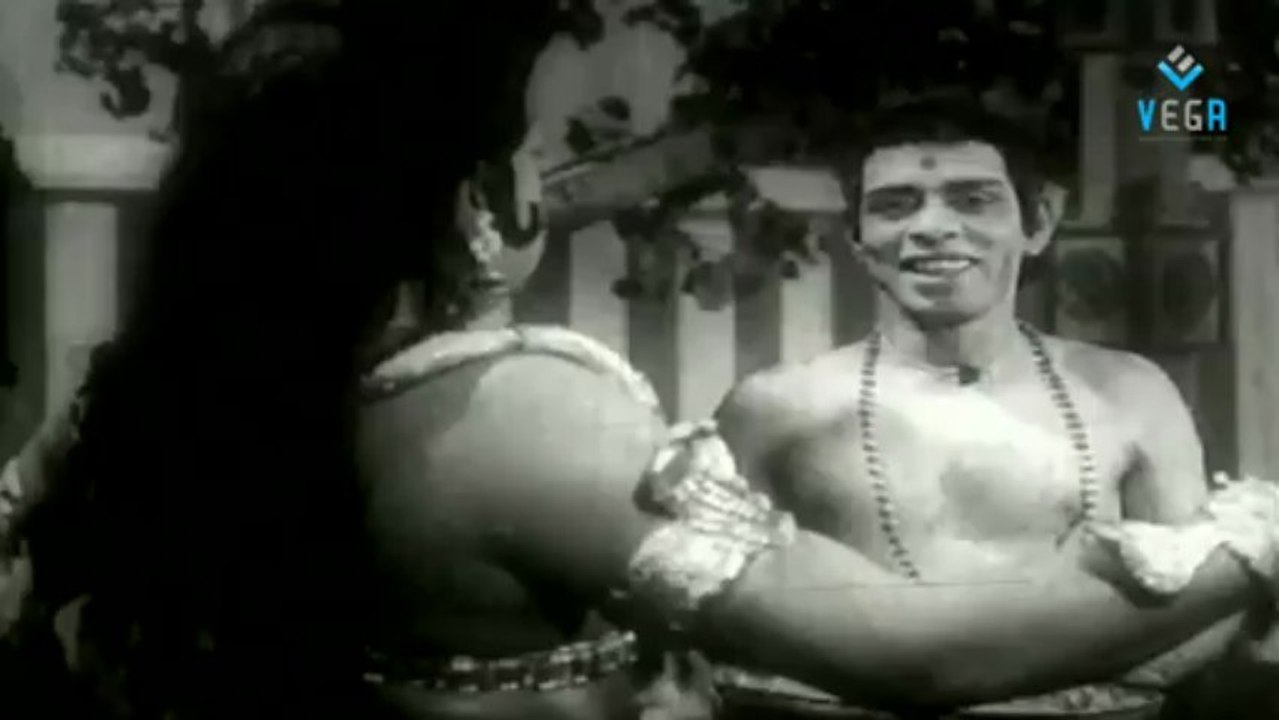 Ruthra Thandavam Scene 02