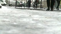Neve ainda causa transtornos na Europa
