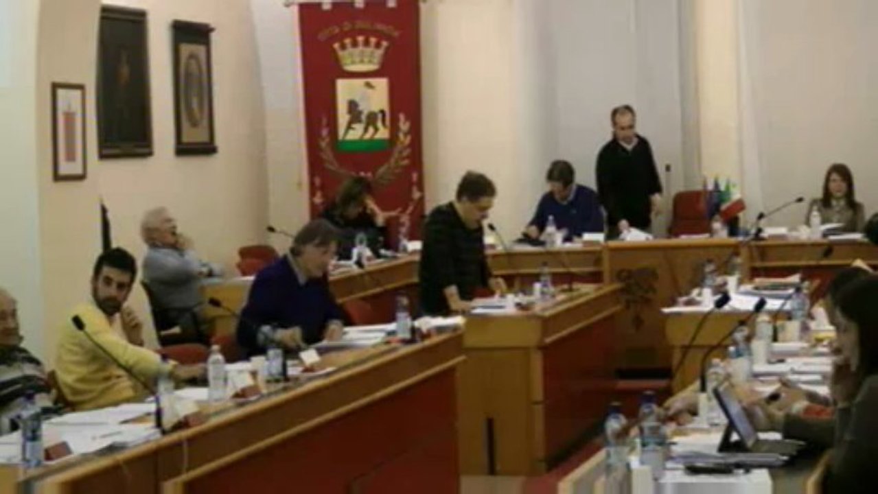 Consiglio comunale 11 marzo 2013 Punto 2 controd. variante aree da alienare intervento Crescentini