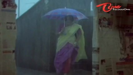 Telugu Comedy - Rajendra Prasad Doing Bath In Rain