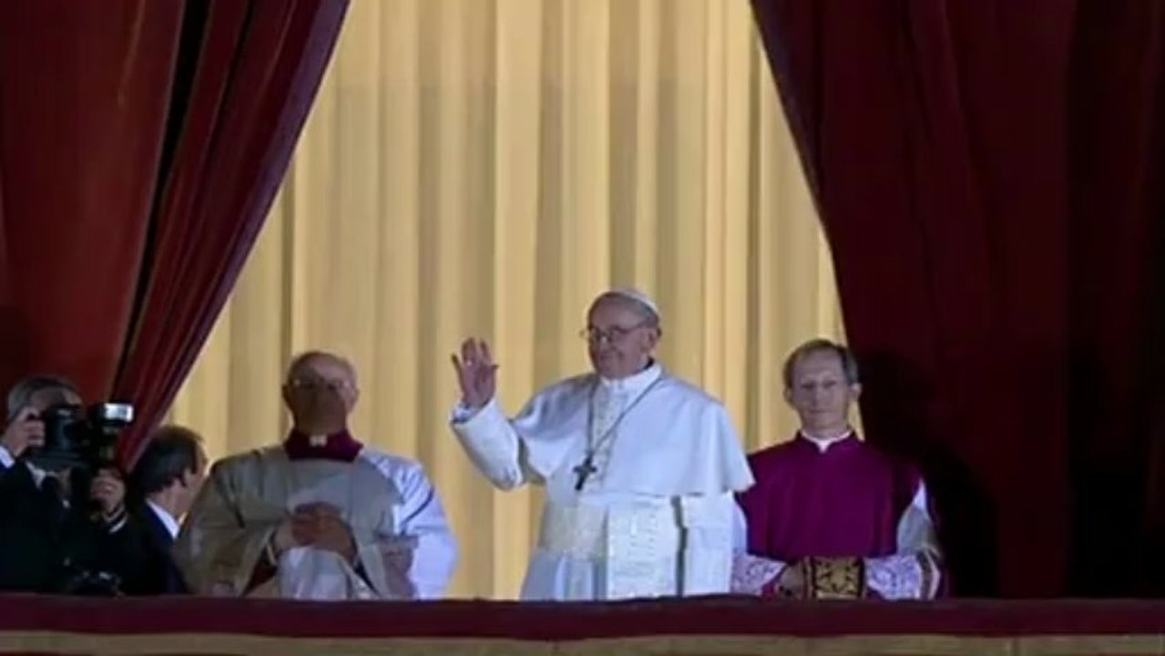 Weißer rauch: argentinier bergoglio wird papst franziskus i.
