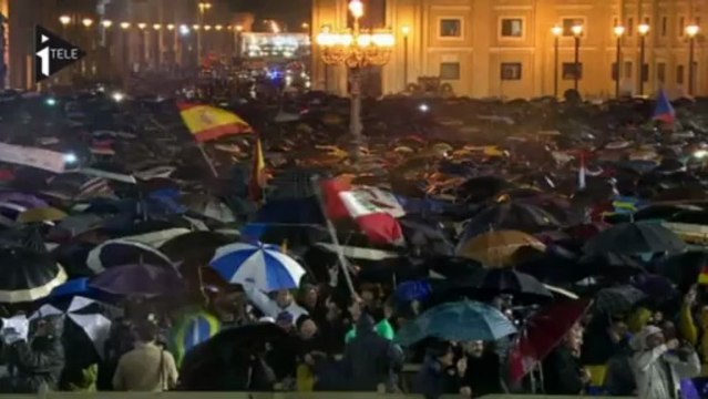 L'Argentin Jorge Mario Bergoglio est élu pape