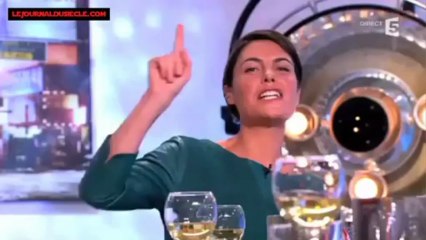 Deux visions différentes du service public - Frédéric Taddeï et Patrick Cohen sont sur un plateau de télévision