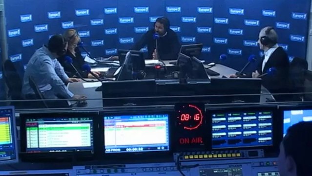 La neige paralyse au-delà de nos frontières aussi