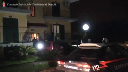 Napoli - Perquisizione nel covo di Baldassarre, il presunto assassino di Lino Romano 1 (13.03.13)