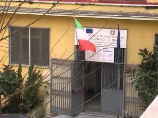 Napoli - Istituto Caracciolo contro la Provincia (13.03.13)