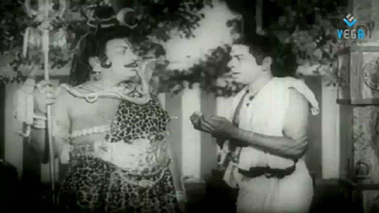 Negesh Comedy Scene - Ruthra Thandavam